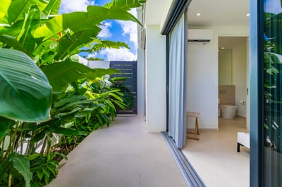 Luxury Villa Photo #37