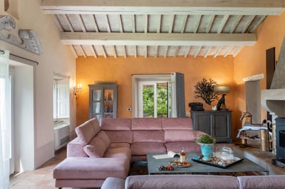 Luxury Villa Photo #25