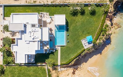 Luxury Villa Photo #4
