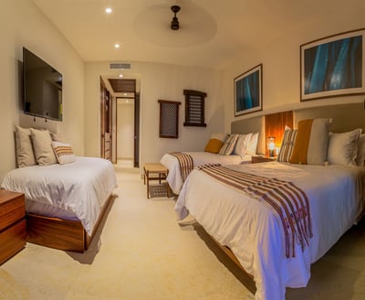 Luxury Villa Photo #21