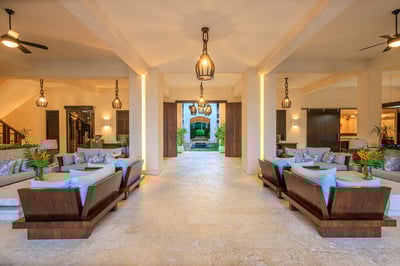 Luxury Villa Photo #33