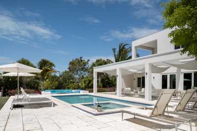 Luxury Villa Photo #10