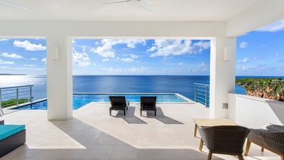 Luxury Villa Photo #4