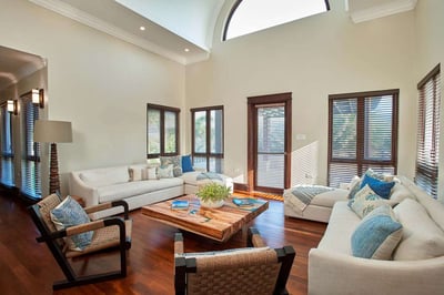 Luxury Villa Photo #15