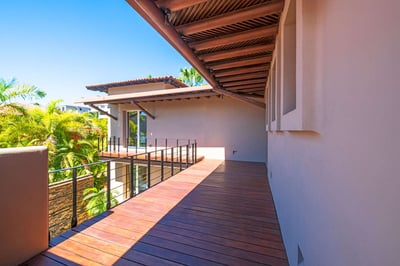 Luxury Villa Photo #31