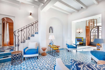 Luxury Villa Photo #10