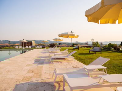Luxury Villa Photo #6