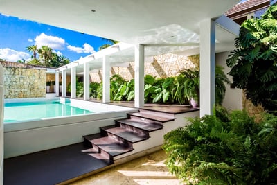 Luxury Villa Photo #8