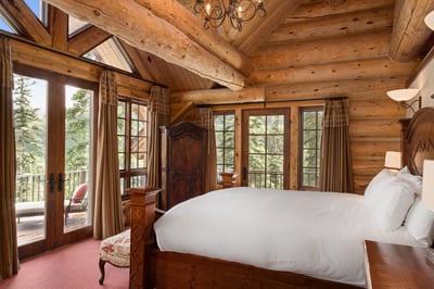 Luxury Villa Photo #17