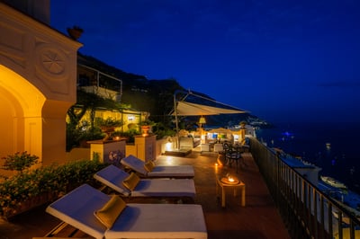 Luxury Villa Photo #13