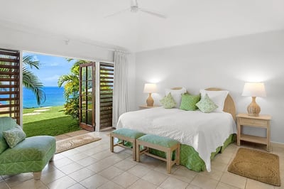 Luxury Villa Photo #17