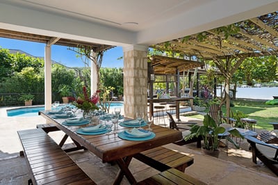 Luxury Villa Photo #12