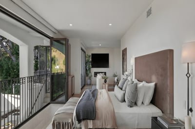 Luxury Villa Photo #15