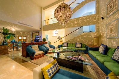 Luxury Villa Photo #29
