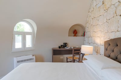 Luxury Villa Photo #34