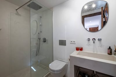 Luxury Villa Photo #30