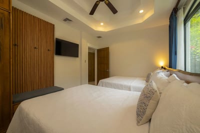 Luxury Villa Photo #41