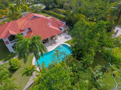 Luxury Villa Photo #4