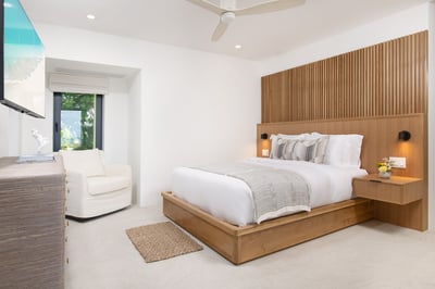Luxury Villa Photo #36