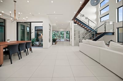 Luxury Villa Photo #16