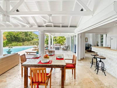 Luxury Villa Photo #12