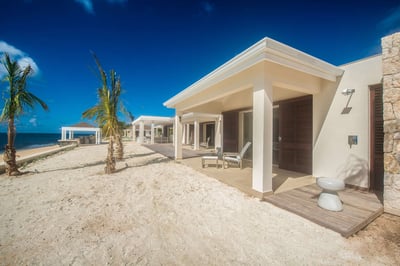Luxury Villa Photo #23