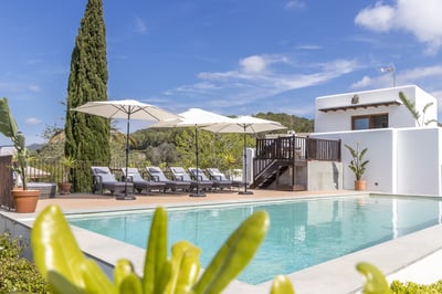 Luxury Villa Photo #2