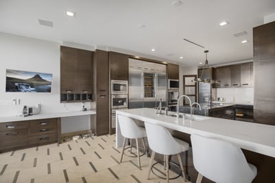Luxury Villa Photo #43
