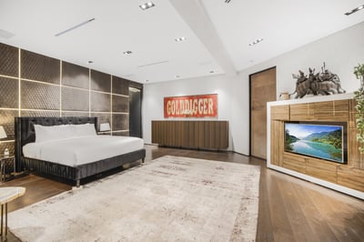 Luxury Villa Photo #51