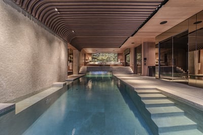 Luxury Villa Photo #4