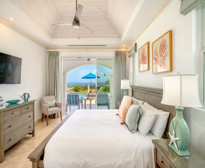 Luxury Villa Photo #12