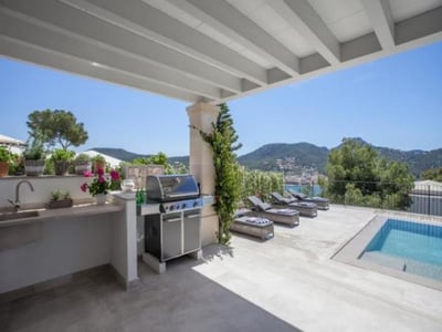 Luxury Villa Photo #10