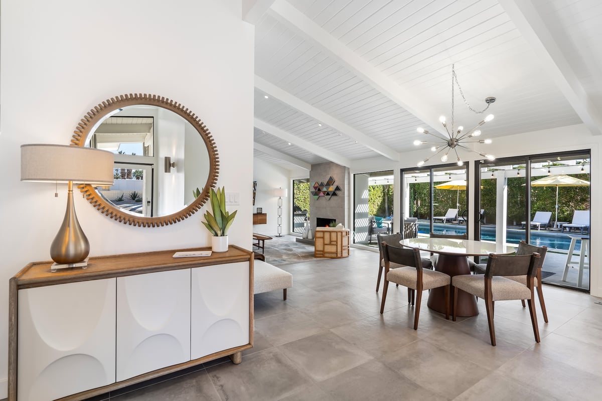 Alexander Desert Dreams