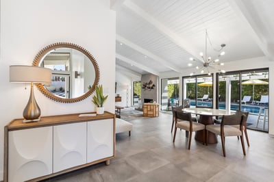 Luxury Villa Photo #28