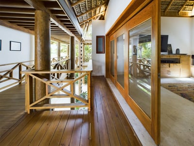 Luxury Villa Photo #48