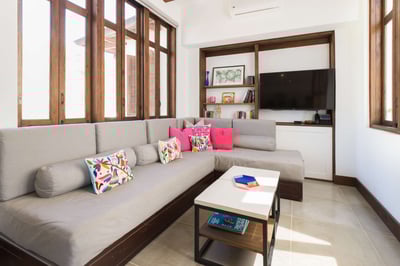 Luxury Villa Photo #6