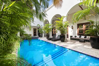 Luxury Villa Photo #5