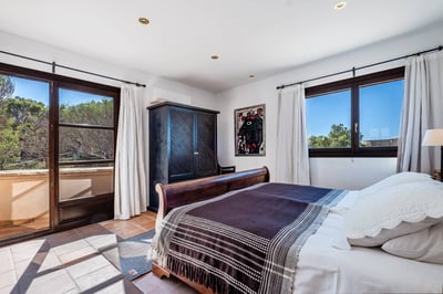 Luxury Villa Photo #25
