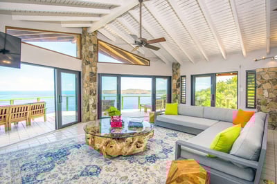 Luxury Villa Photo #17