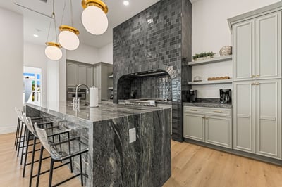 Luxury Villa Photo #13