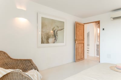 Luxury Villa Photo #46