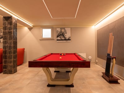 Luxury Villa Photo #11