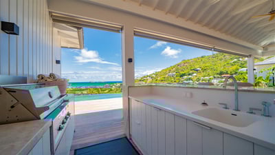 Luxury Villa Photo #13