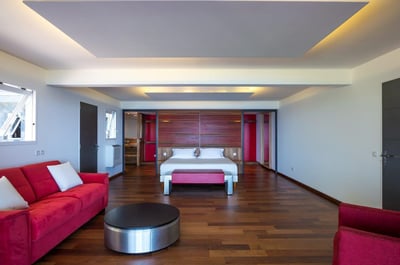 Luxury Villa Photo #34