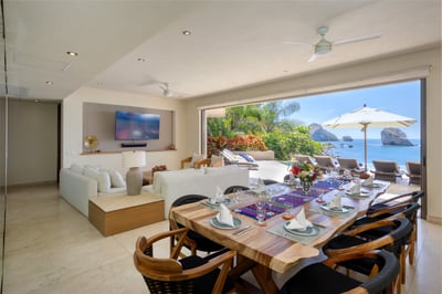 Luxury Villa Photo #15