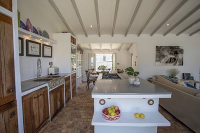 Luxury Villa Photo #9