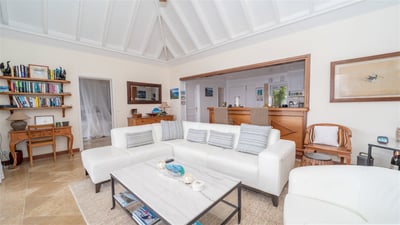 Luxury Villa Photo #29