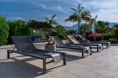 Luxury Villa Photo #9
