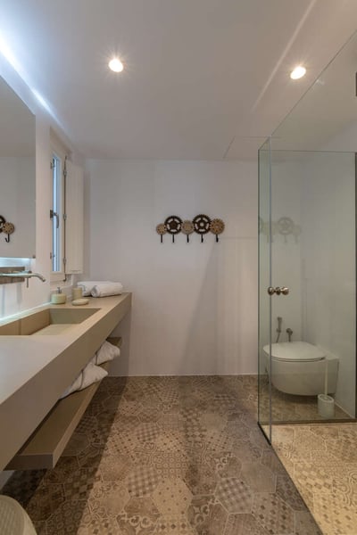 Luxury Villa Photo #43