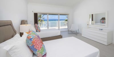 Luxury Villa Photo #24